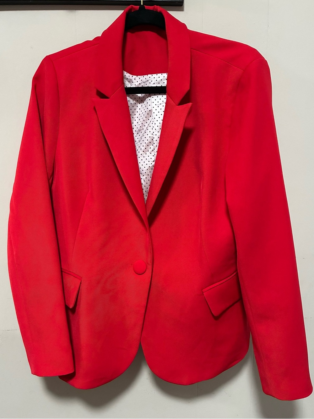 Women’s Red Single Button Blazer Size Large Polka Dot Lining Functional Pockets